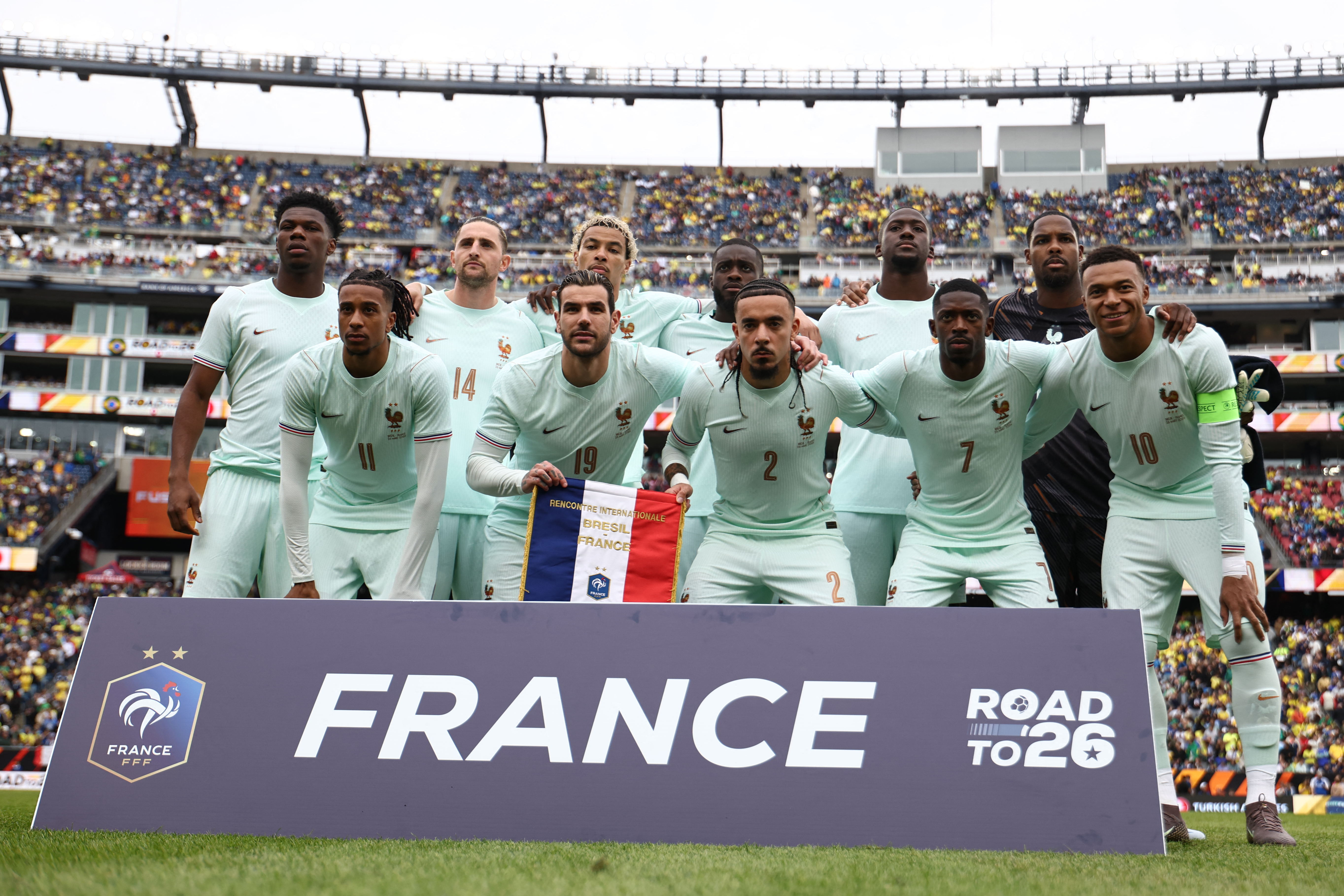 法國國家隊合照 FRANCE ROAD TO 26